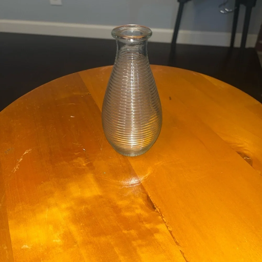 Dainty Glass Vase (14.5cm x 7cm) Elegant Clear Glass Vase